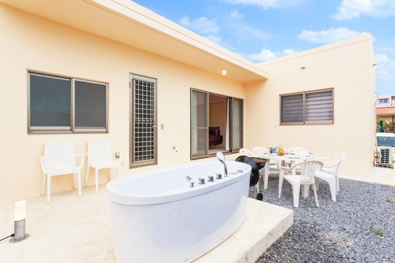 Kariyushi Condominium Resort Nago Rb Villa Накідзин Екстер'єр фото